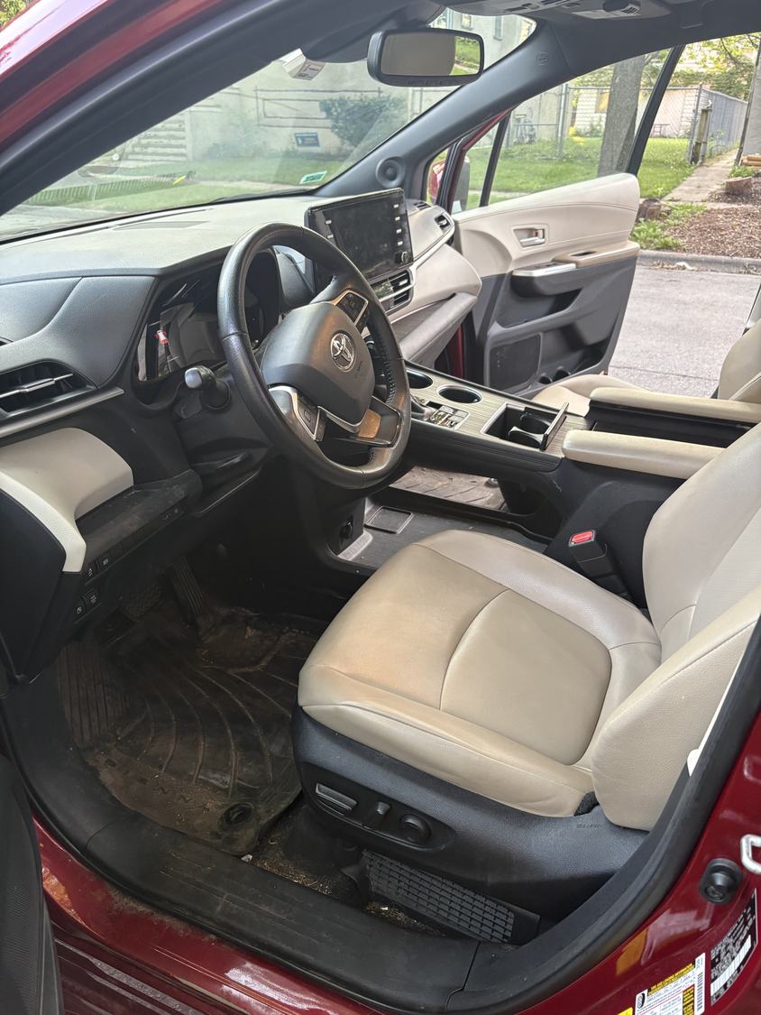 Vehicle interior before detailing